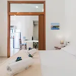 Pearl Apartment
